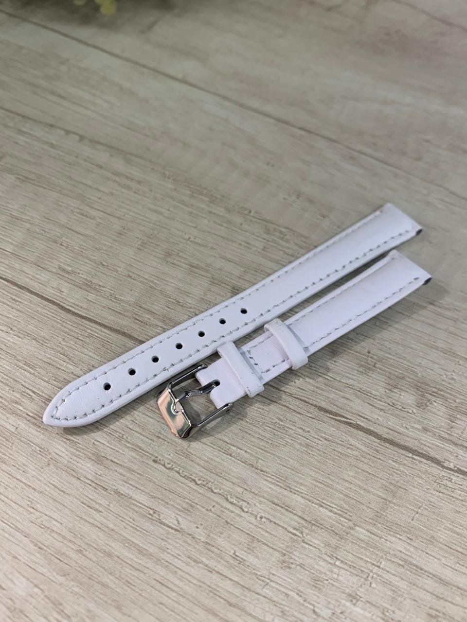 WhatsApp Image 2026-03-30 at 17.06.13 (1) Correa de cuero blanca hebilla plateada 14 mm - Imagen 1