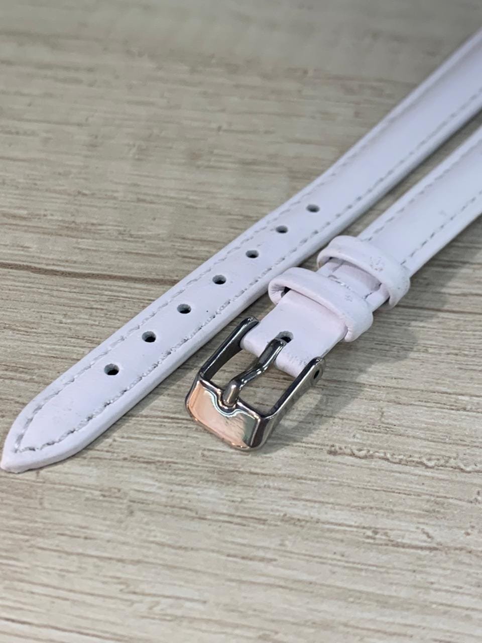 WhatsApp Image 2026-03-30 at 17.06.13 Correa de cuero blanca hebilla plateada 12 mm - Imagen 2