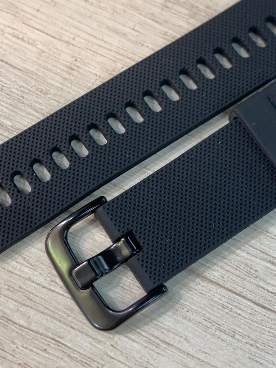 WhatsApp Image 2026-04-13 at 15.16.59 (1) Correa resina negra rugosa 20 mm - Imagen 2