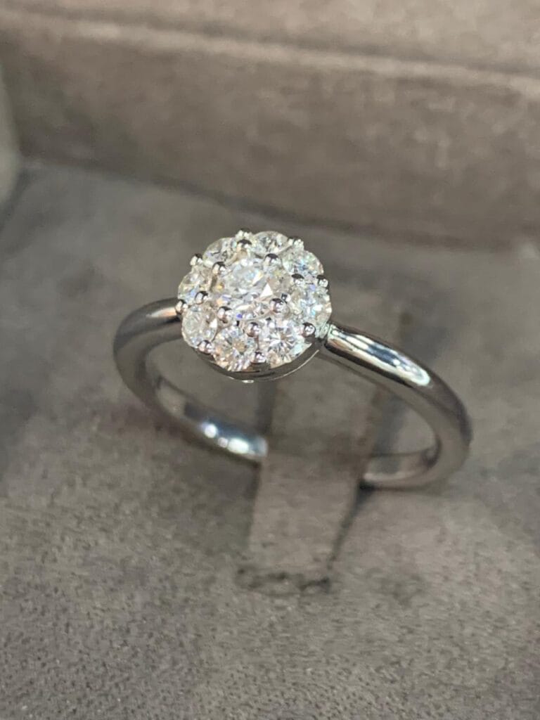 Anillo oro blanco con brillantes de 0,5 ct  N14,5