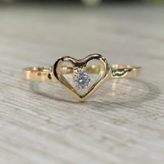 Anillo oro 18K juvenil corazon circon 1,0 gr