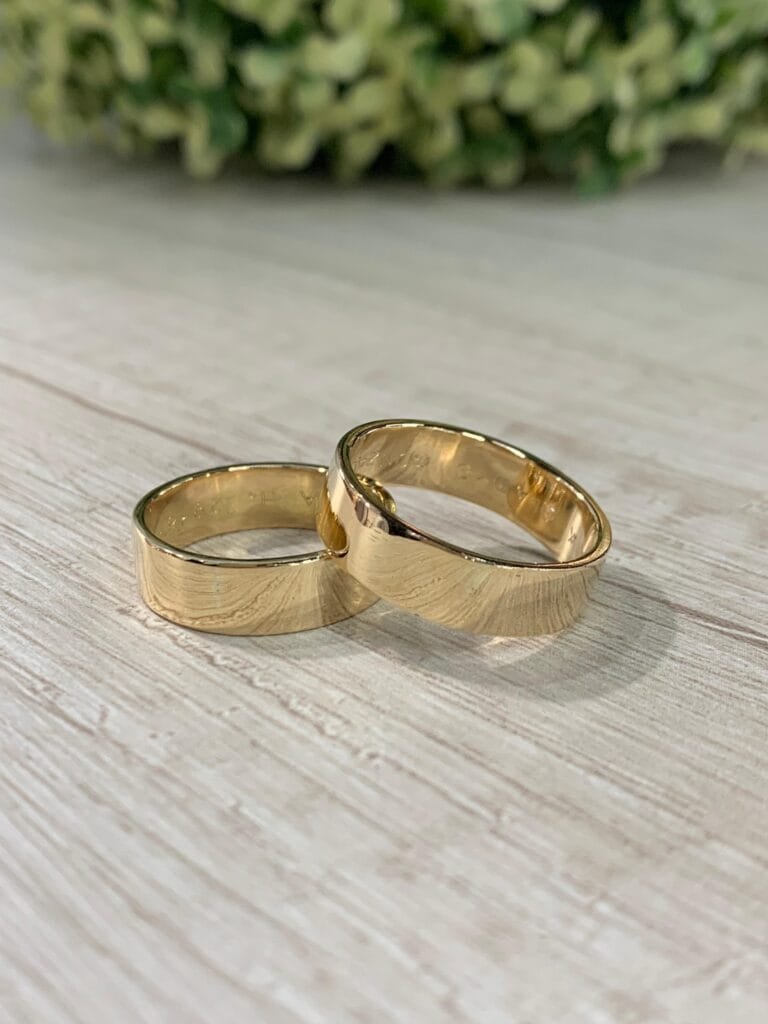 Par de anillos de matrimonio oro 18 K plana lisa 6 mm