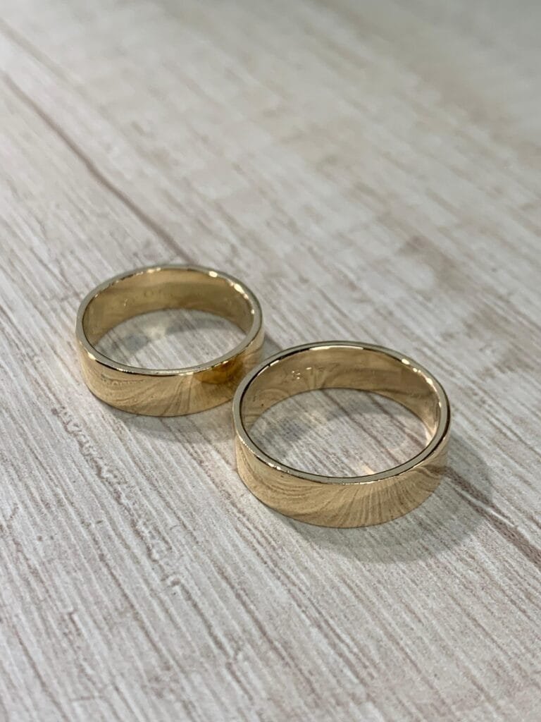 Par de anillos de matrimonio oro 18 K plana lisa 6 mm