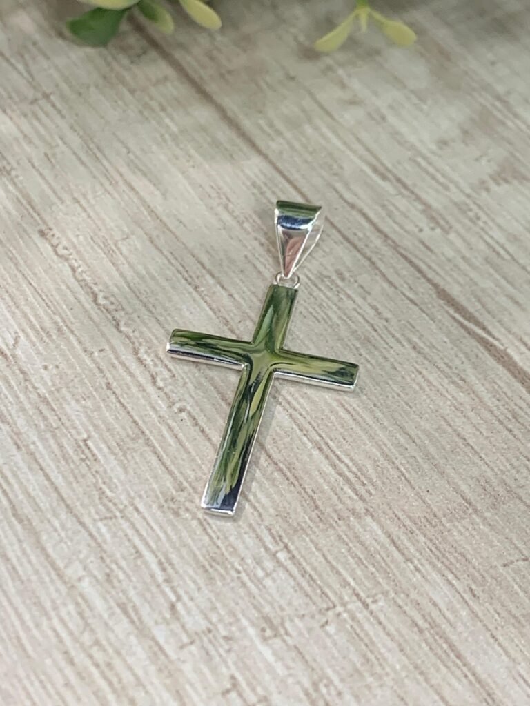 Colgante plata cruz lisa 31×19 mm