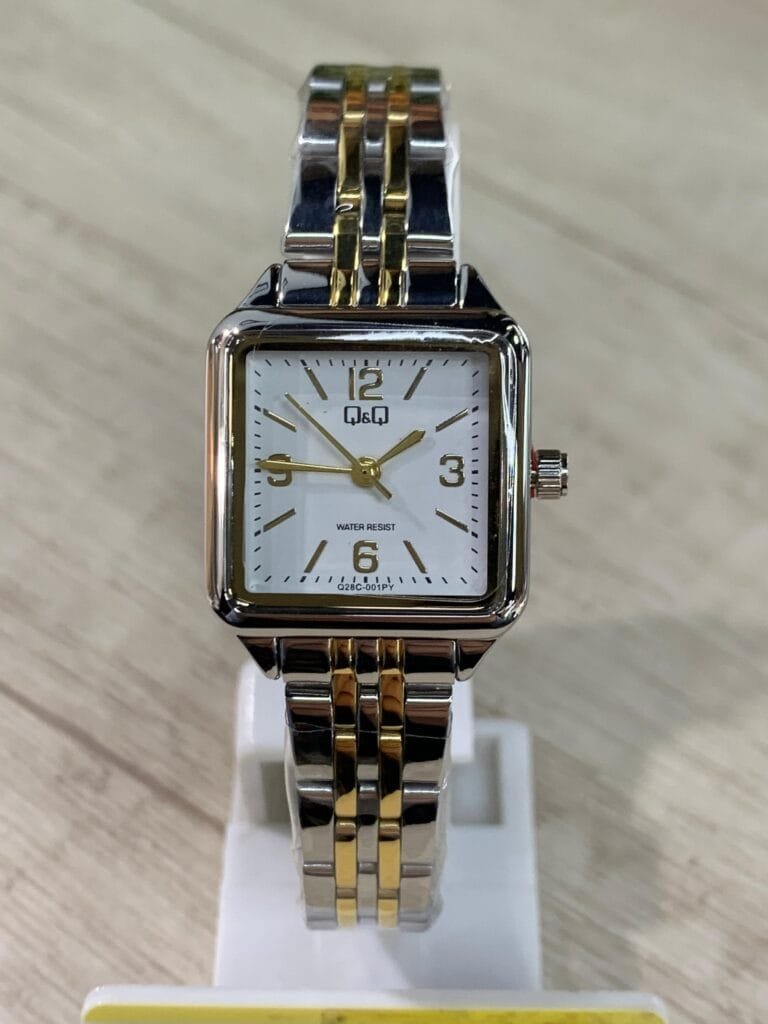 Reloj Q&Q Q28C-001 Dama Metal