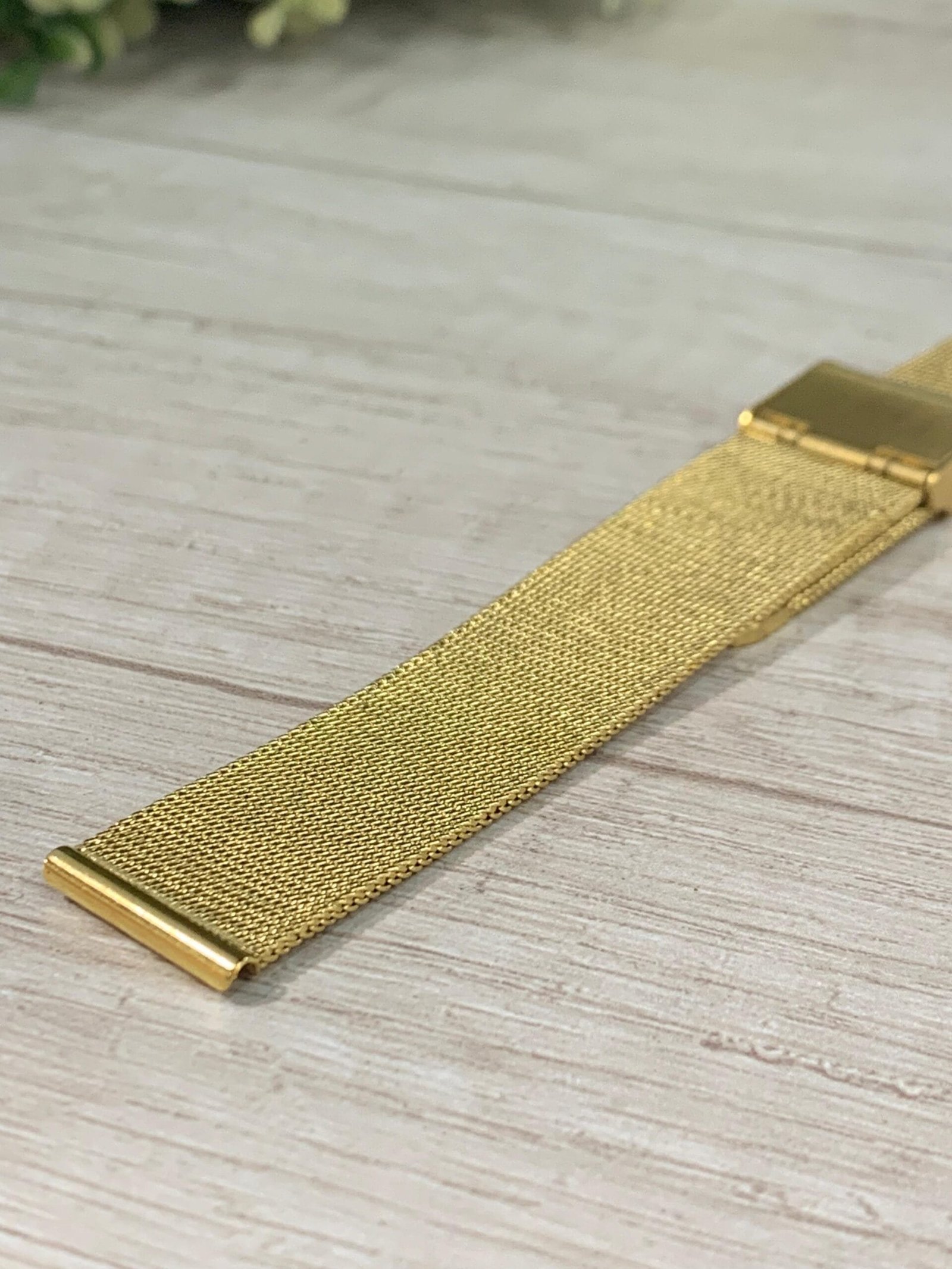 WhatsApp Image 2026-06-12 at 16.50.58 (1) Correa de reloj metalico dorado 18 mm - Imagen 2