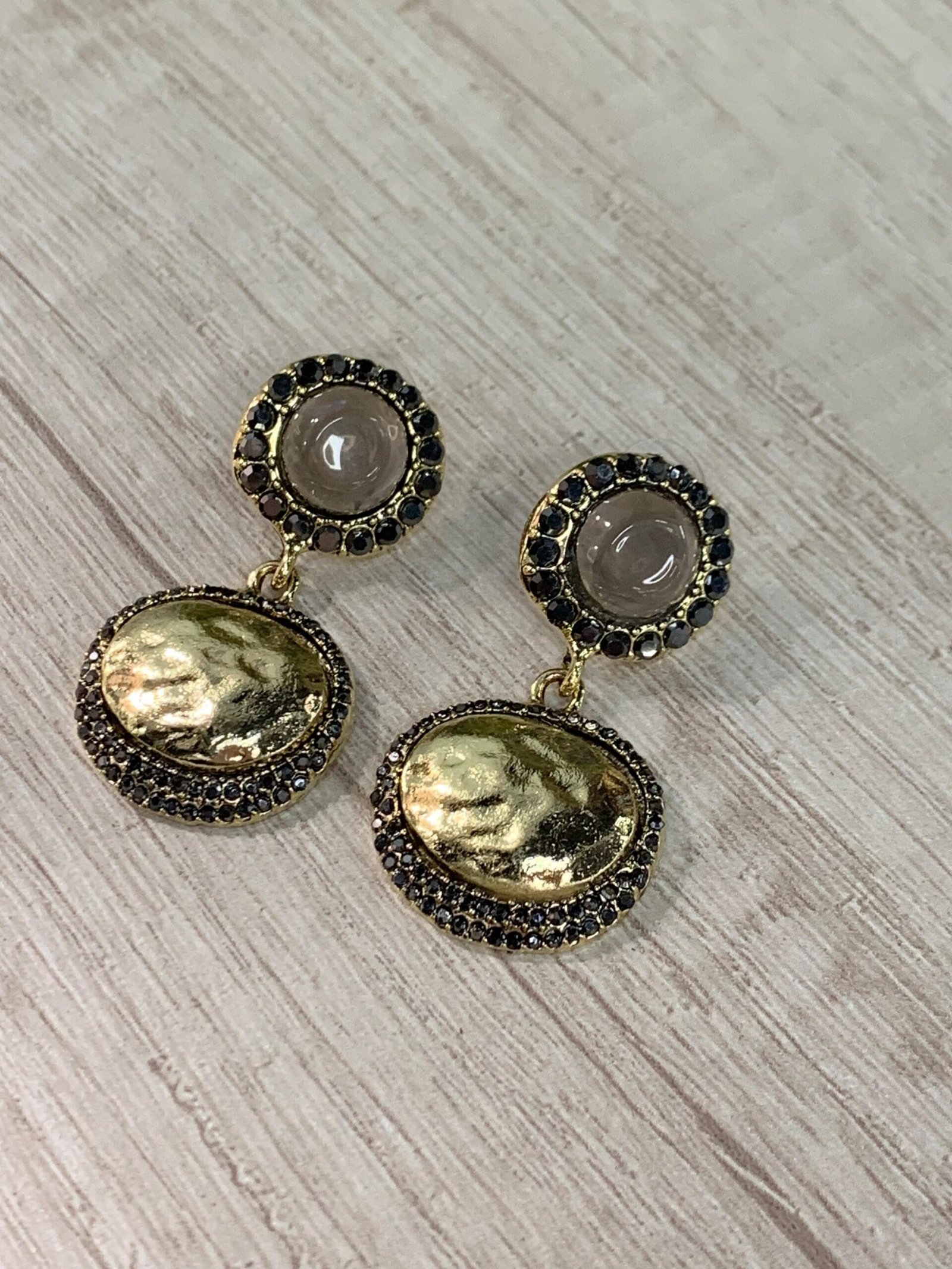 Aros dorados colgantes vintage circones - Imagen 3