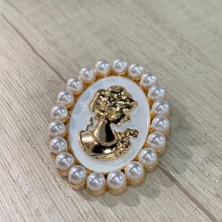 Prendedor camafeo perlas blanco fantasia fina