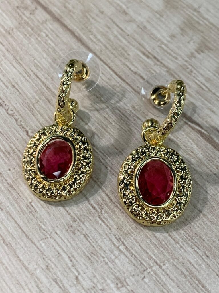 Aros semiargolla ovalo fuscia baño oro