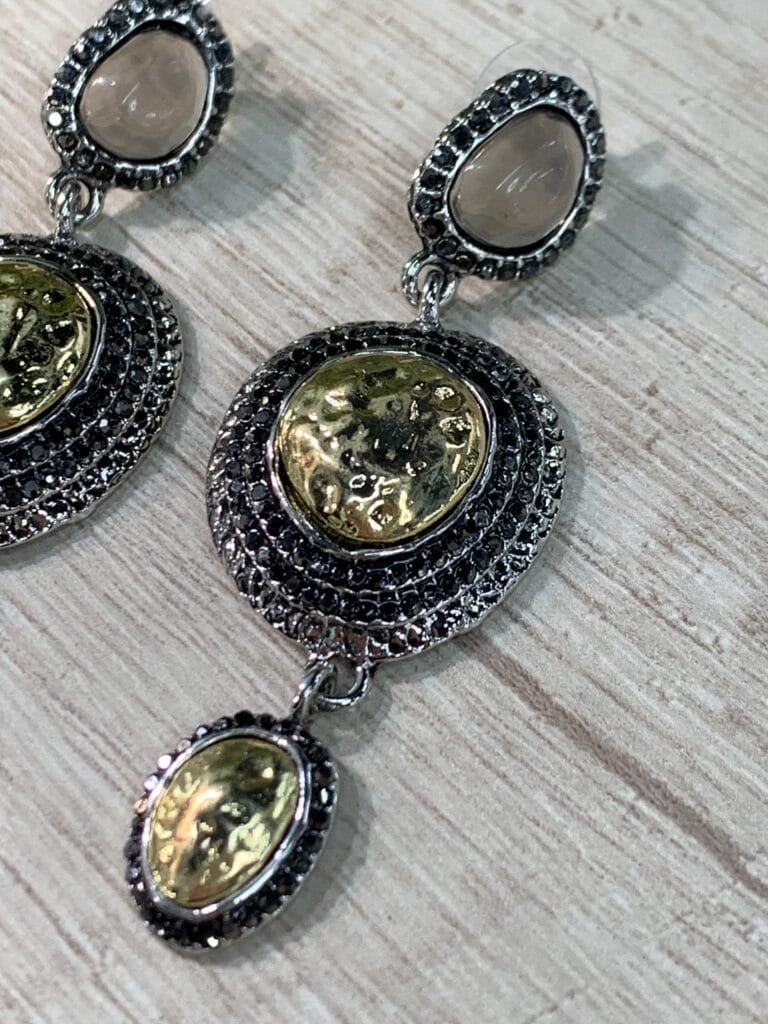 Aros vintage asimetricos bicolor envejecidos