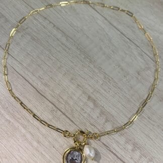 Collar sagrado corazon perla broche timon baño oro
