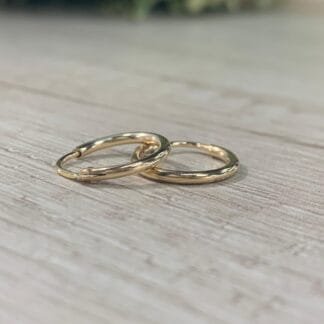 Aros oro 18k tubo redondo 1,2 gr