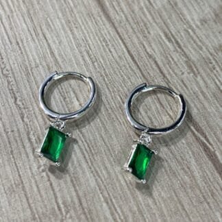 Aros plata huggies circon verde